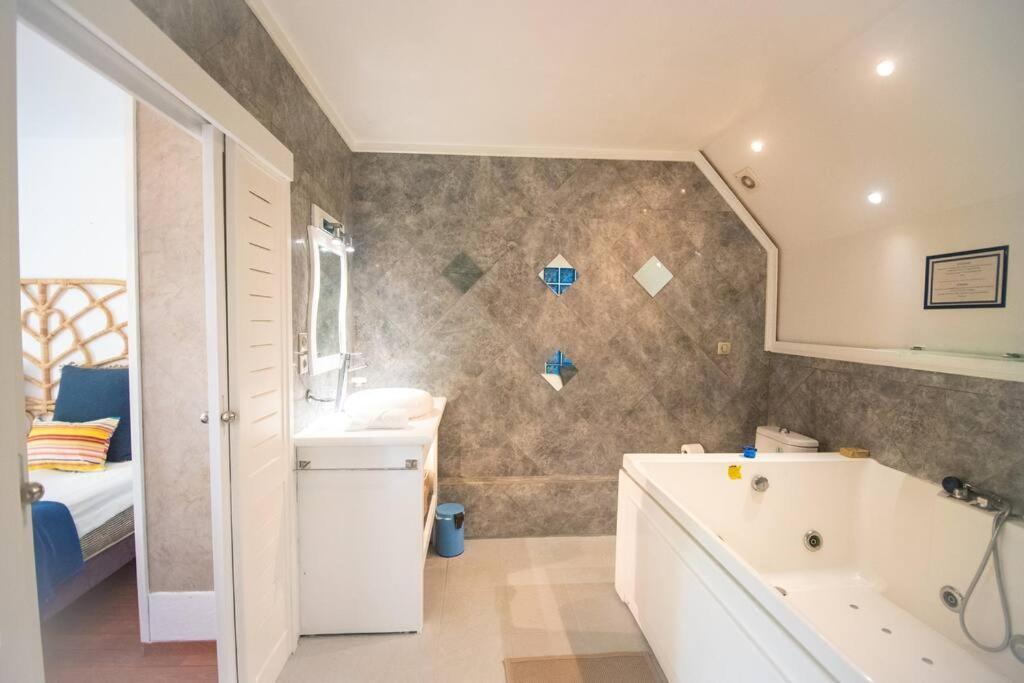 Pasha - Ocean View Appartement Sainte-Anne  Buitenkant foto